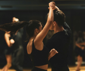 salsa dance lessons
