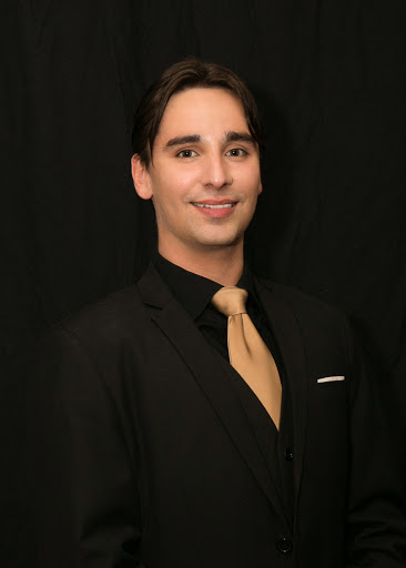 Ashton Sainz - Professional Dance Instructor of Fred Astaire Studio Houston, TX