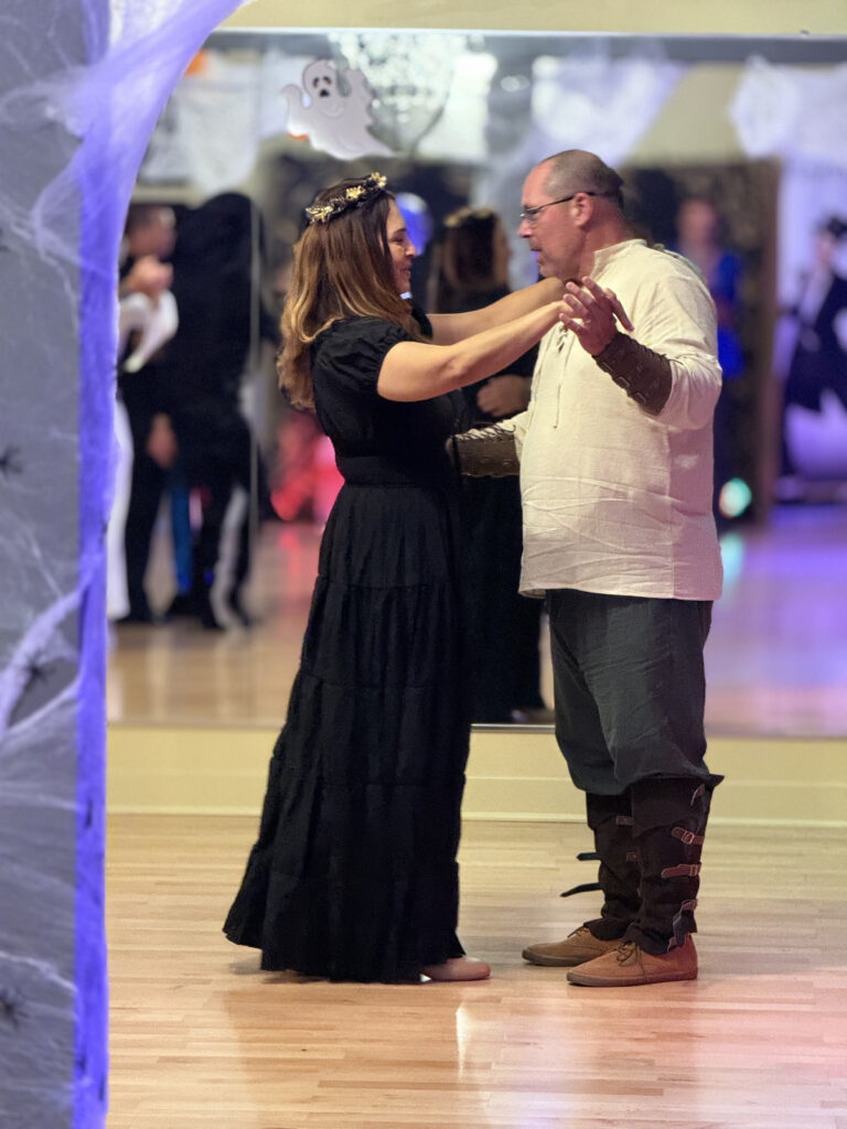 2025halloween Kate and Bart