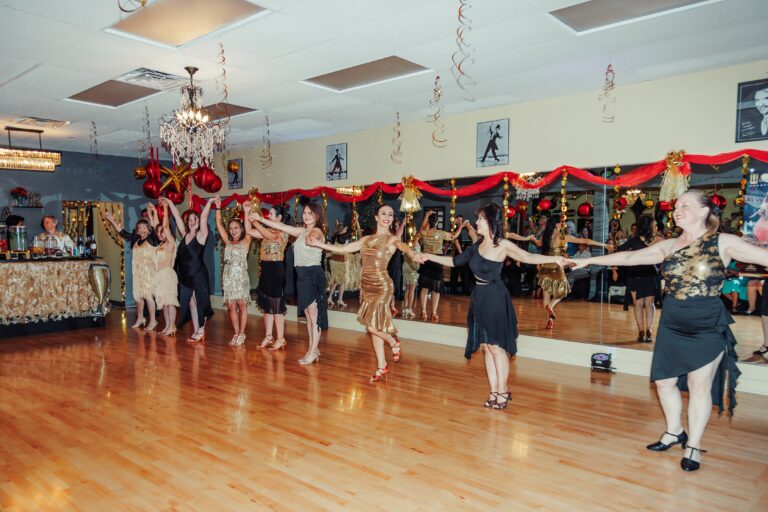 GO Line Dance Ladies Bow