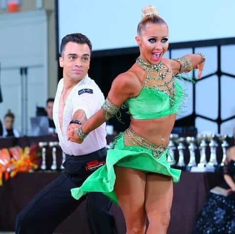 learn-to-EAST-COAST-SWING-scaled-1-1