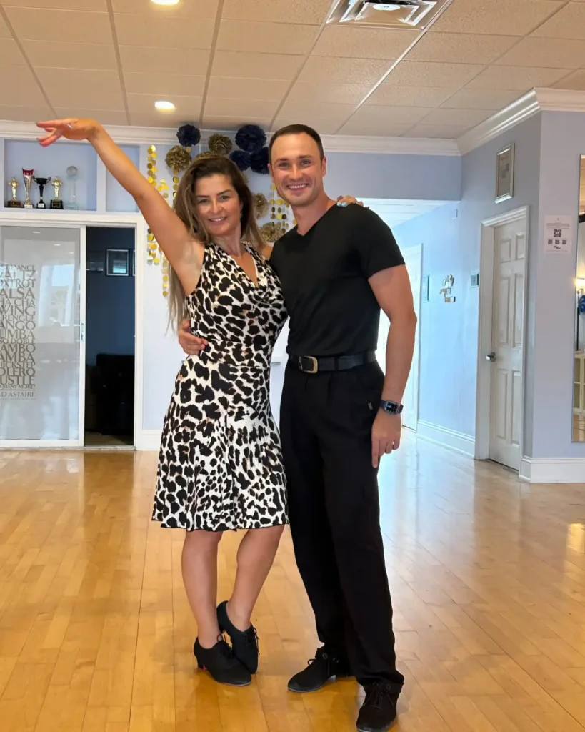 Tango lessons for adults in Miami Beach!