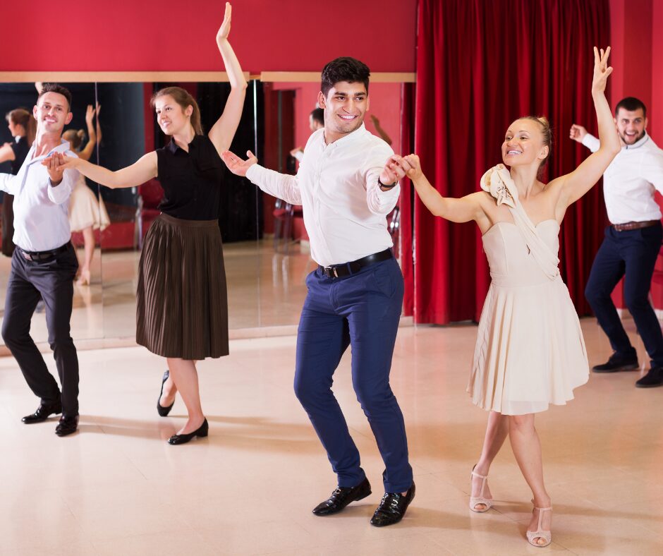 You and your partner will have fun at your very first lesson!