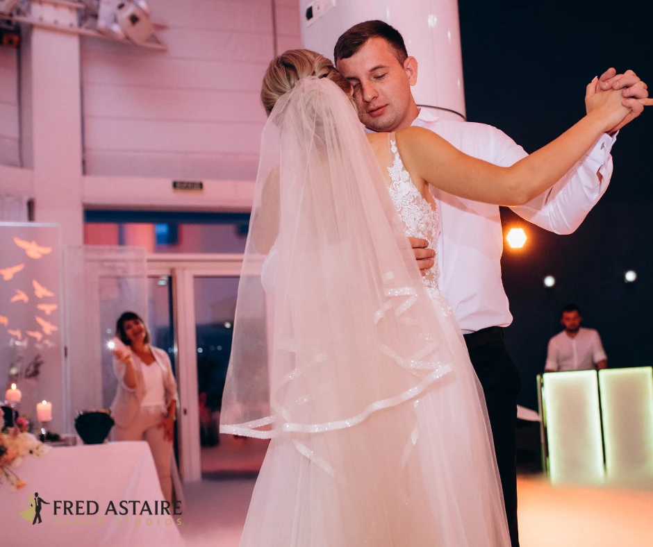 modern dance wedding song playing with a couple dancing