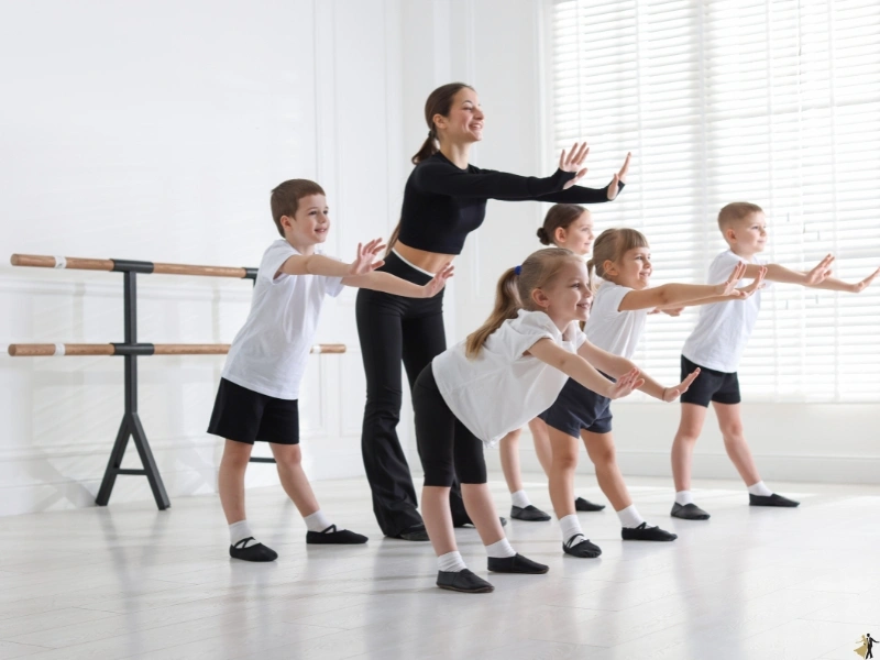 children taking group dance classes in Raleigh, NC.