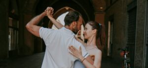 Start - bachata dancing