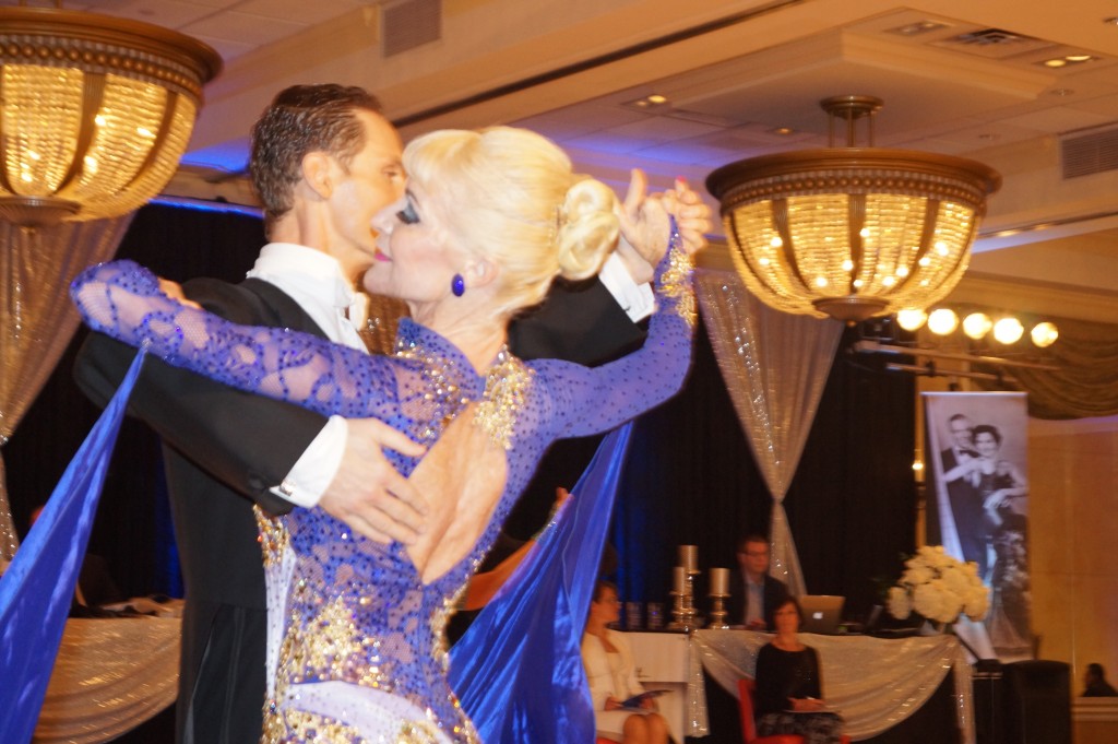 Our student Lydia Raurell won International Standard and American Smooth Championship in her Age category  with teacher Andreas Luetzner! 