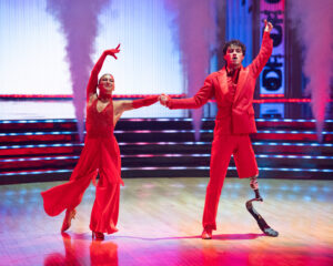 183407 Em109652 - Dwts Season 35 Premiere
